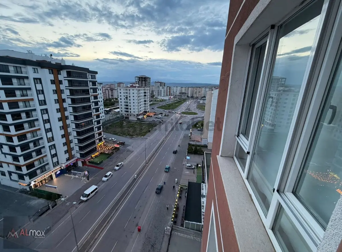 Bahçelievler Serkente 3+1 Satlık Lüks Daire - 24