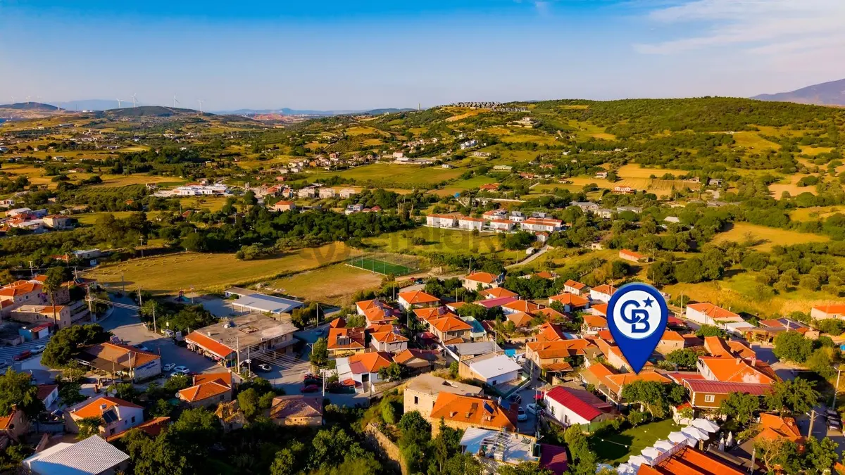 Foça Kozbeylide Satılık 3+1 Müstakil Taş Villa - 27