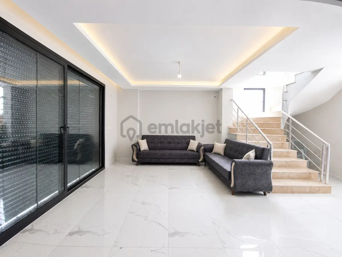 Umas Solutıon'dan Site İçerisinde- Geniş Ferah - 3+1 Villa - 15