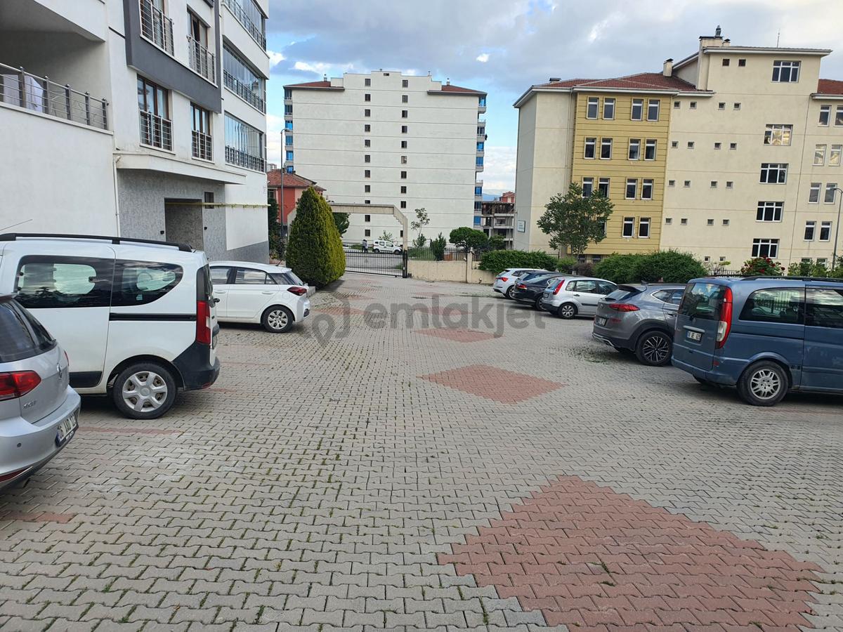 Yeşilevlerde 4+1 Manzaralı Kiralık Daire - 26