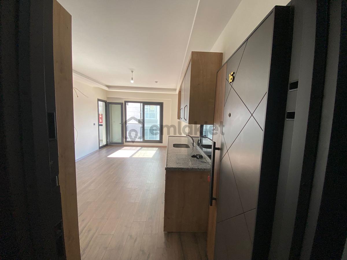 Kızkalesi Merkezde Satılık 1+1 Daire - 3