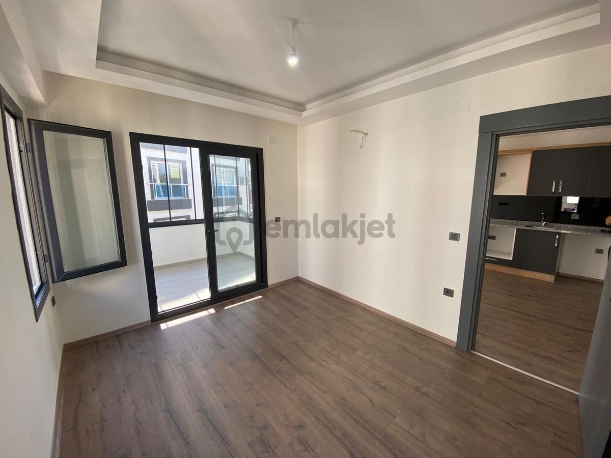 Kızkalesi Merkezde Satılık 1+1 Daire - 22