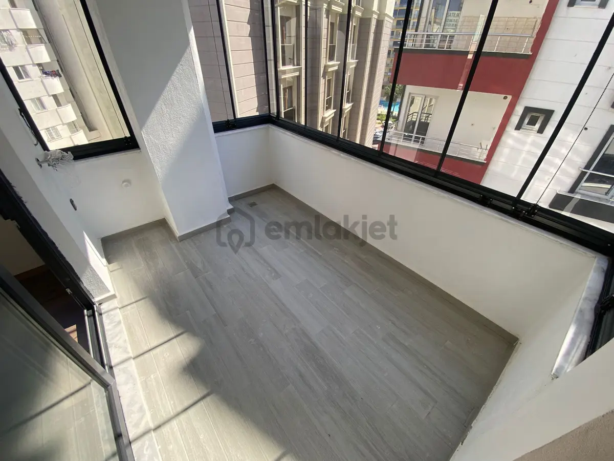 Kızkalesi Merkezde Satılık 1+1 Daire - 13