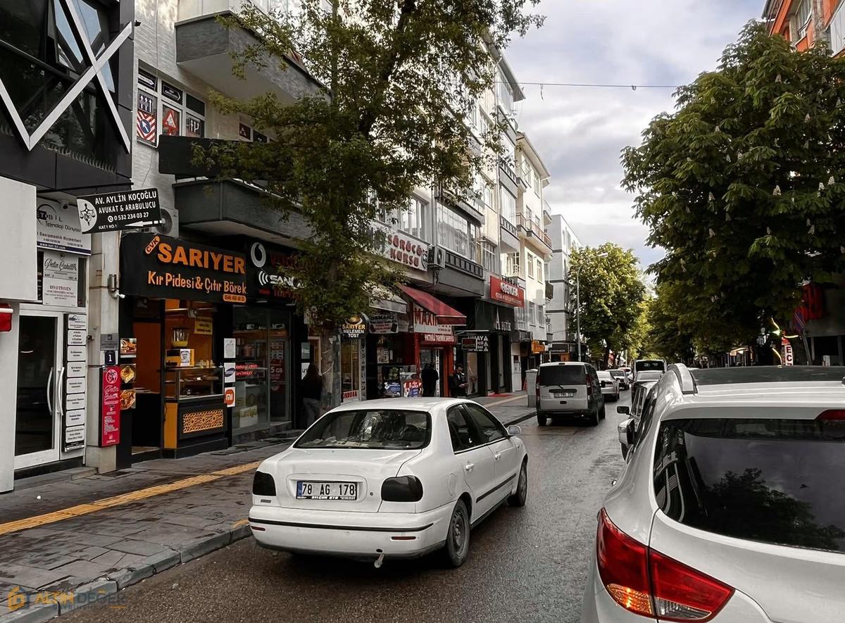 Turan Caddesin Devren Kiralık Dükkan 2 Adet - 11