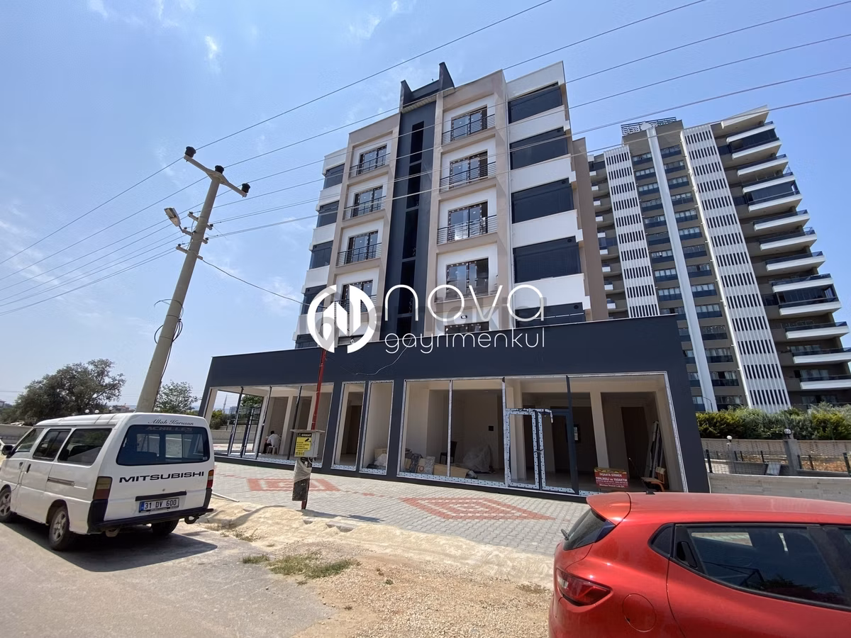 **nova** Eski Mezitli'de Kiralık 200 Metrekare Dükkan