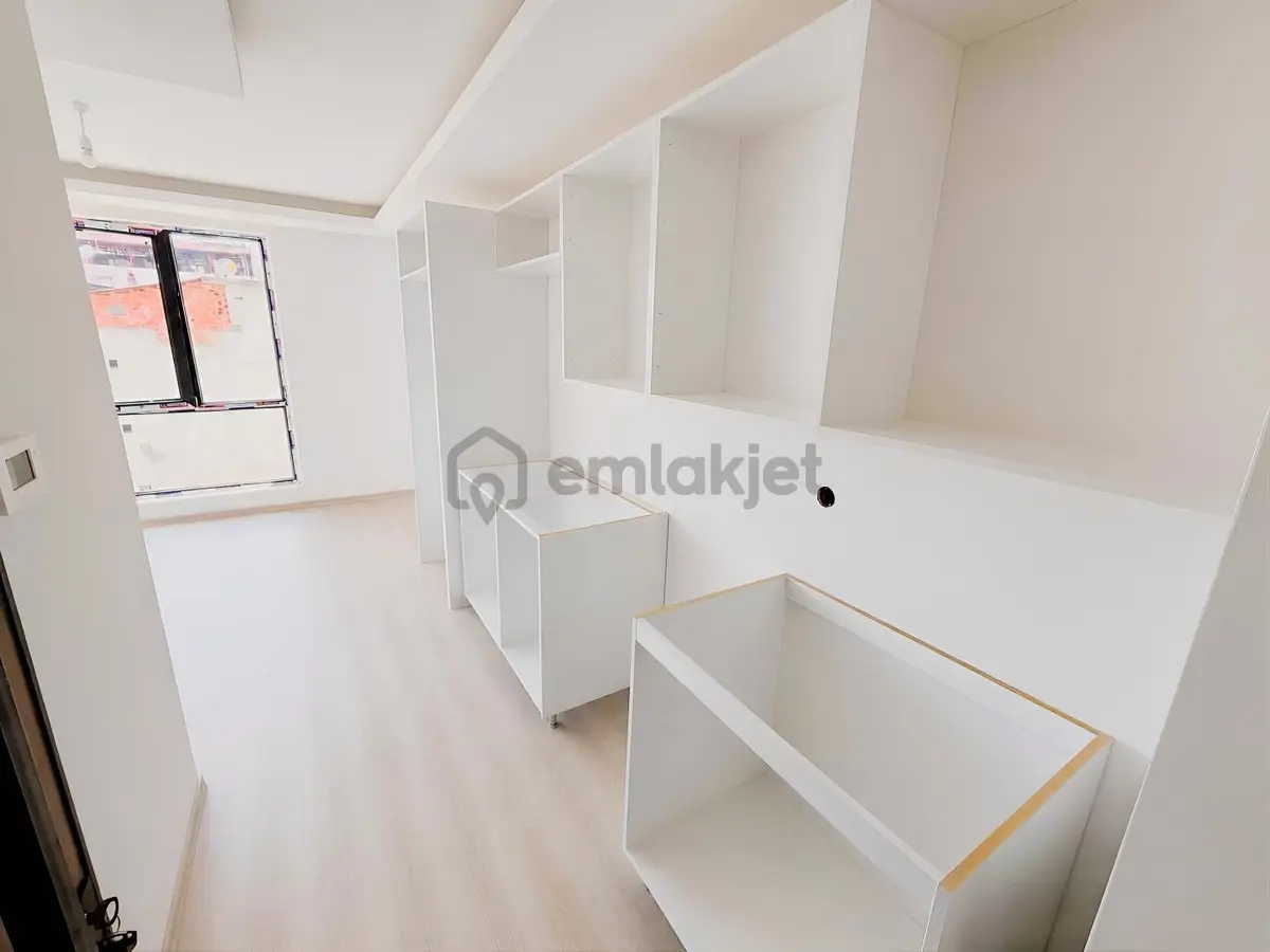 Kazım Karabekir'de Fırsat Satılık 1+1 - 8