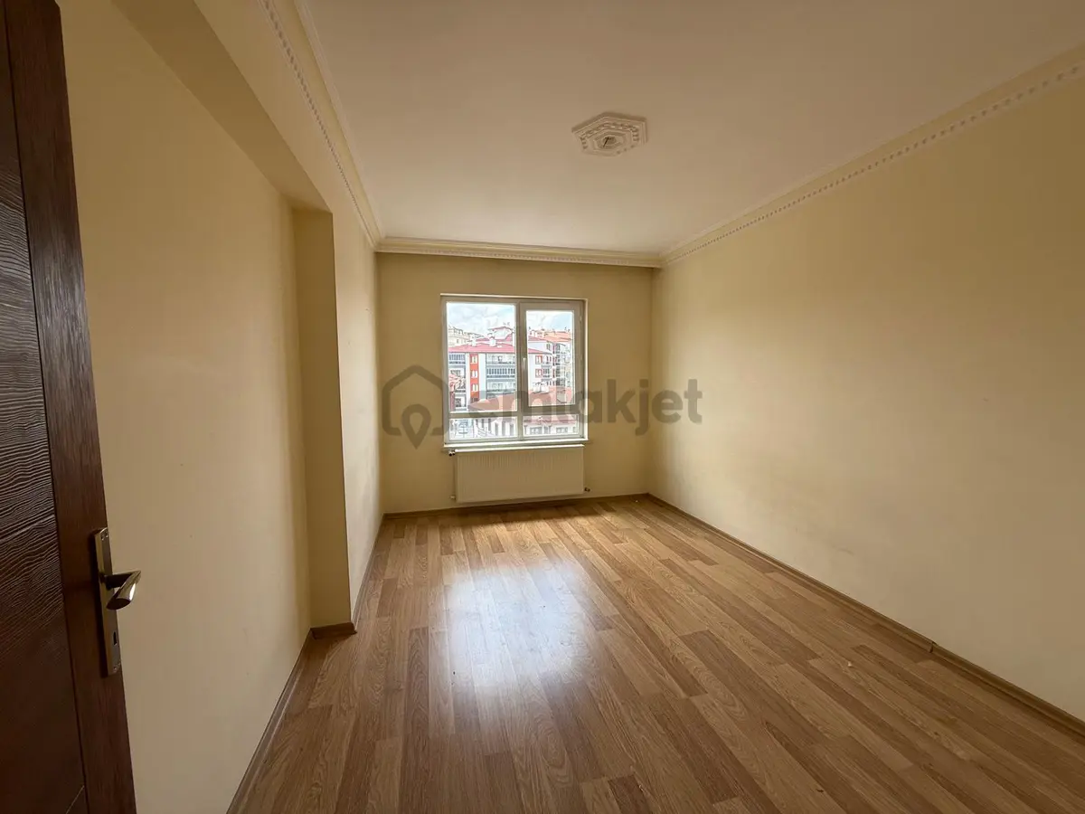 Atapark Cadde Üstü 3+1 Kiralık - 9
