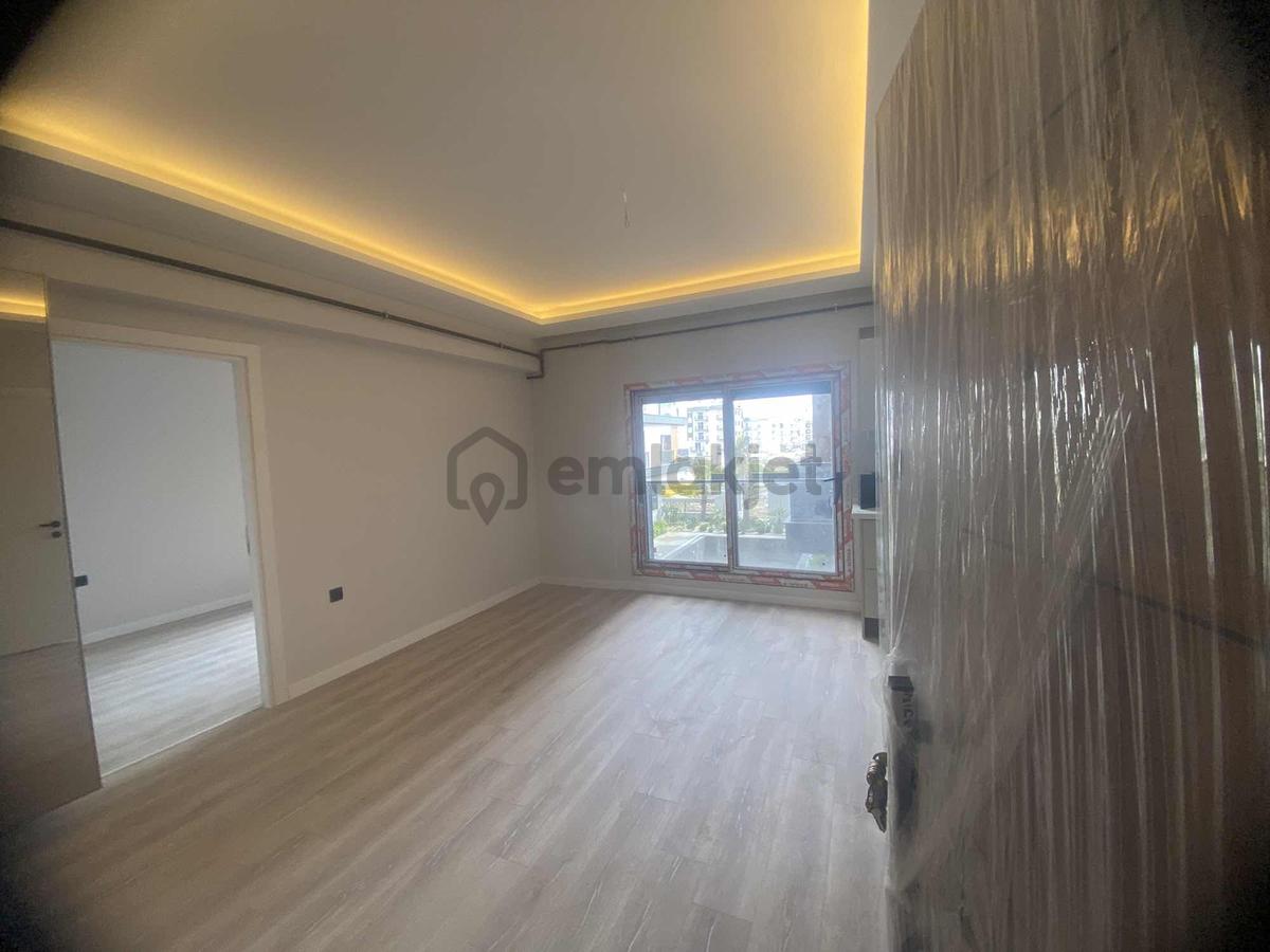 Seyrek'te Site İçerisinde Satılık 1+1 Havuz Cephe Daire - 15