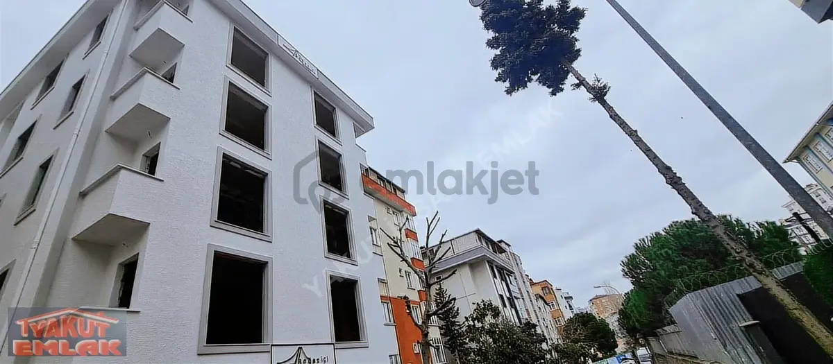 Atalar Da Adliye Ve Okullar Bölgesinde - 10