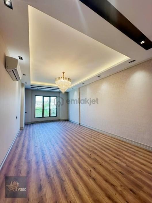 Evseç Emlaktan 35metre Cadde Üzerinde Satılık Ultra Lüks Daire - 14
