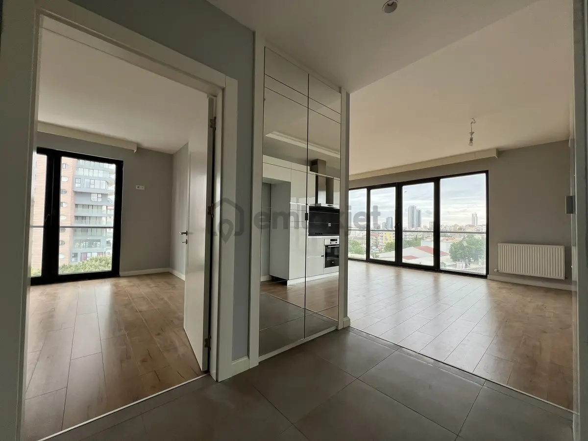 Butiq Kartal'da E-5'e 1_dk Deniz Manz.-e.banyolu 126m2 2+1 5.kat - 22