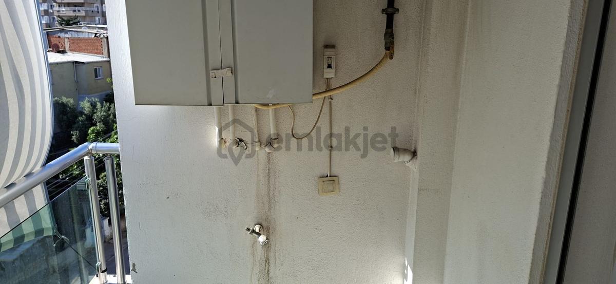 Postacılar Mahallesınde Bakımlı 3+1 Kıralık Daıre - 31