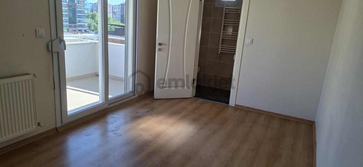 Postacılar Mahallesınde Bakımlı 3+1 Kıralık Daıre - 19
