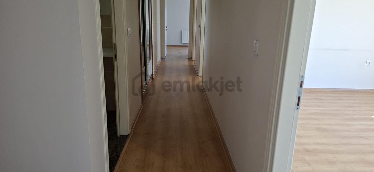 Postacılar Mahallesınde Bakımlı 3+1 Kıralık Daıre - 23
