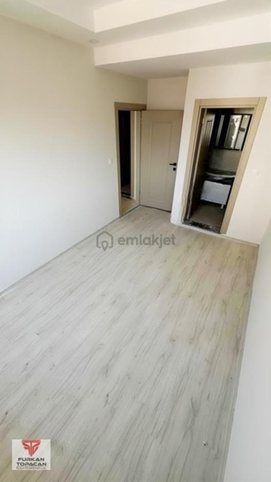 Ebeveyn Banyolu Satılık 2+1 Dairee - 20