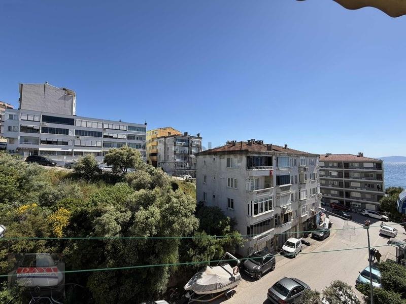 Dayı Emlaktan 7 Yıllık Binada Deniz Görür Satılık Daire - 3