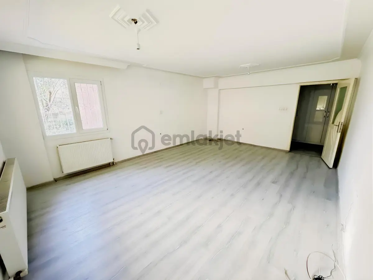 Geniş Kullanışlı 3+1 Kiralık Daire - 2