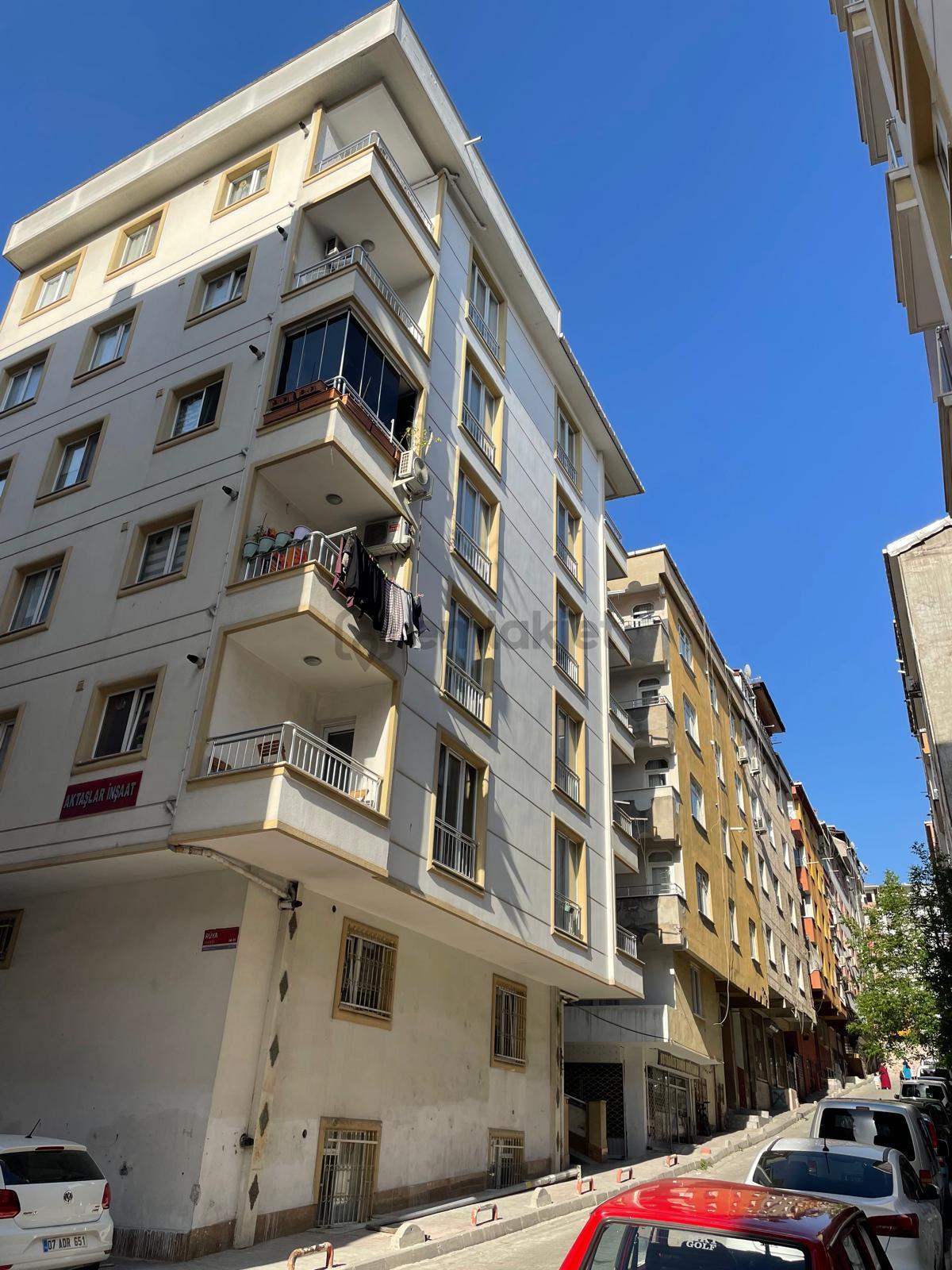 B.evler Hürriyet'te Genç Binada 2+1 Ön Cephe Ara Kat Daire - 19