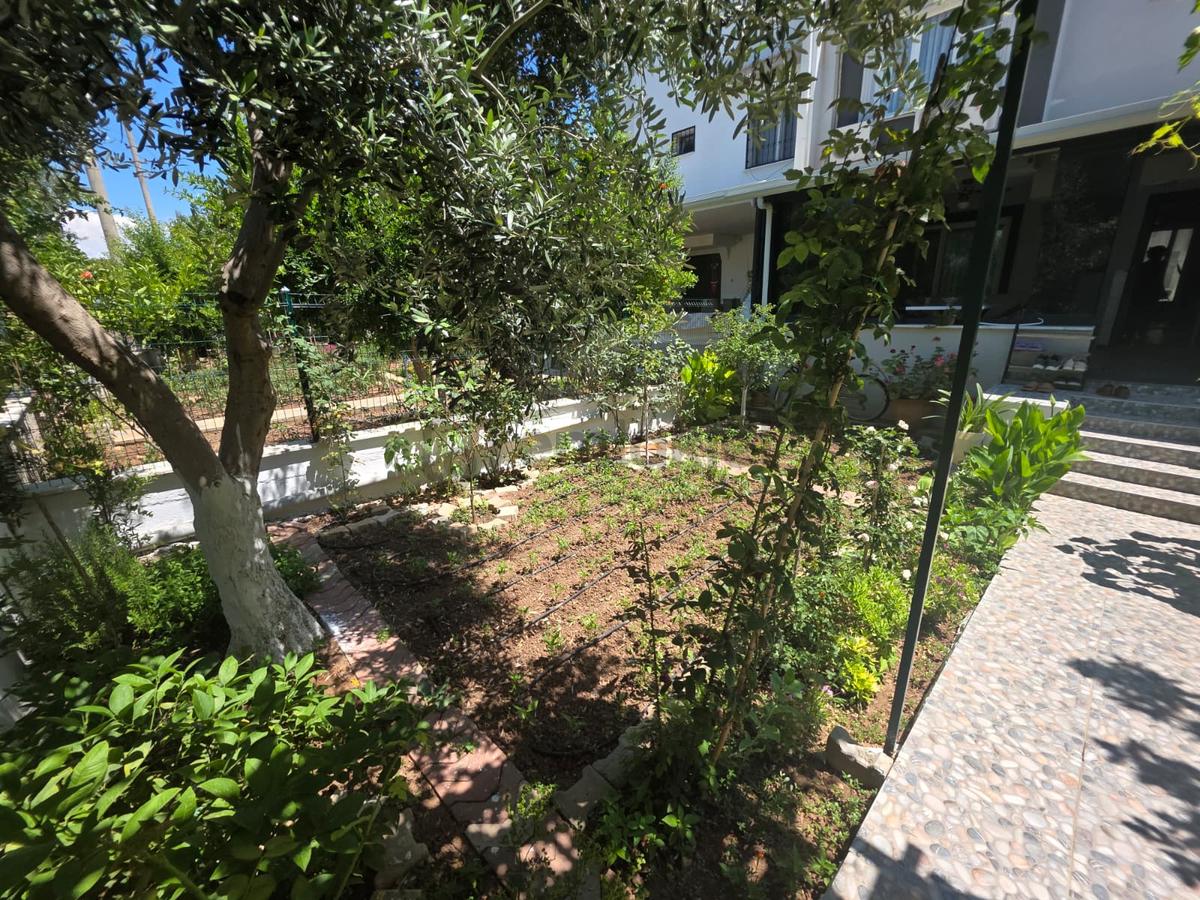 Denize Yürüme Mesafesinde Müstakil Bahçeli Villa - 12