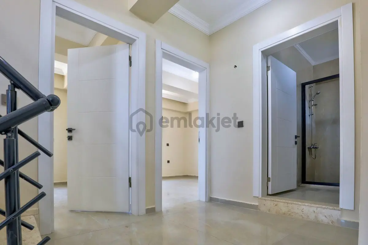 Dikili Cumhuriyette Modern Mimarili 5+1 - 29