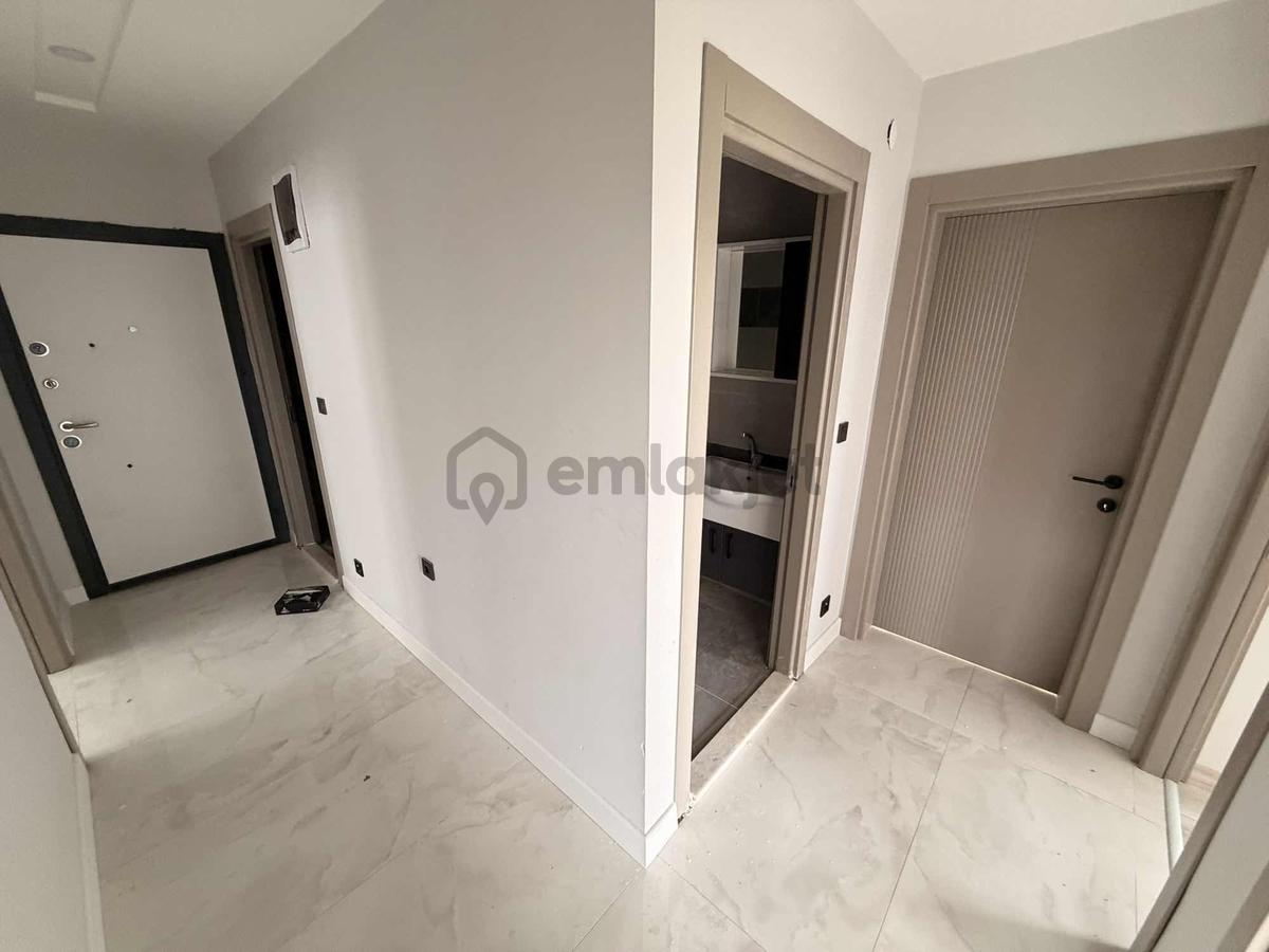 3+1 /tramvaya Yakın /güney Doğu /2. Kat - 15