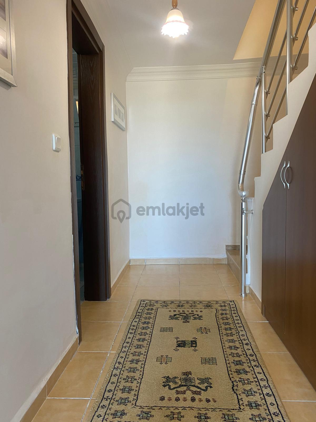 Deniz Manzaralı Villa !!! - 16