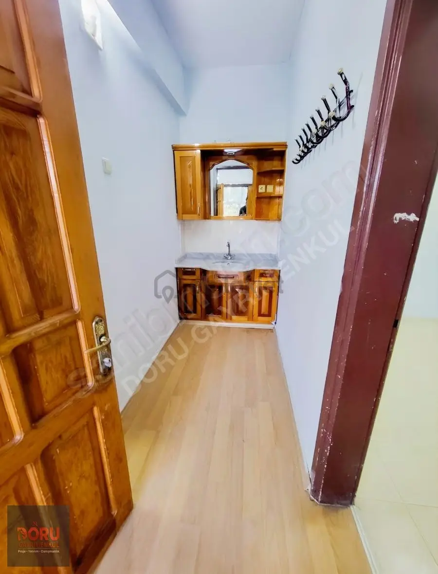Pınarbaşında 560 M² Arsası Olan İki Katlı Doğalgazlı Müstakil Ev - 24