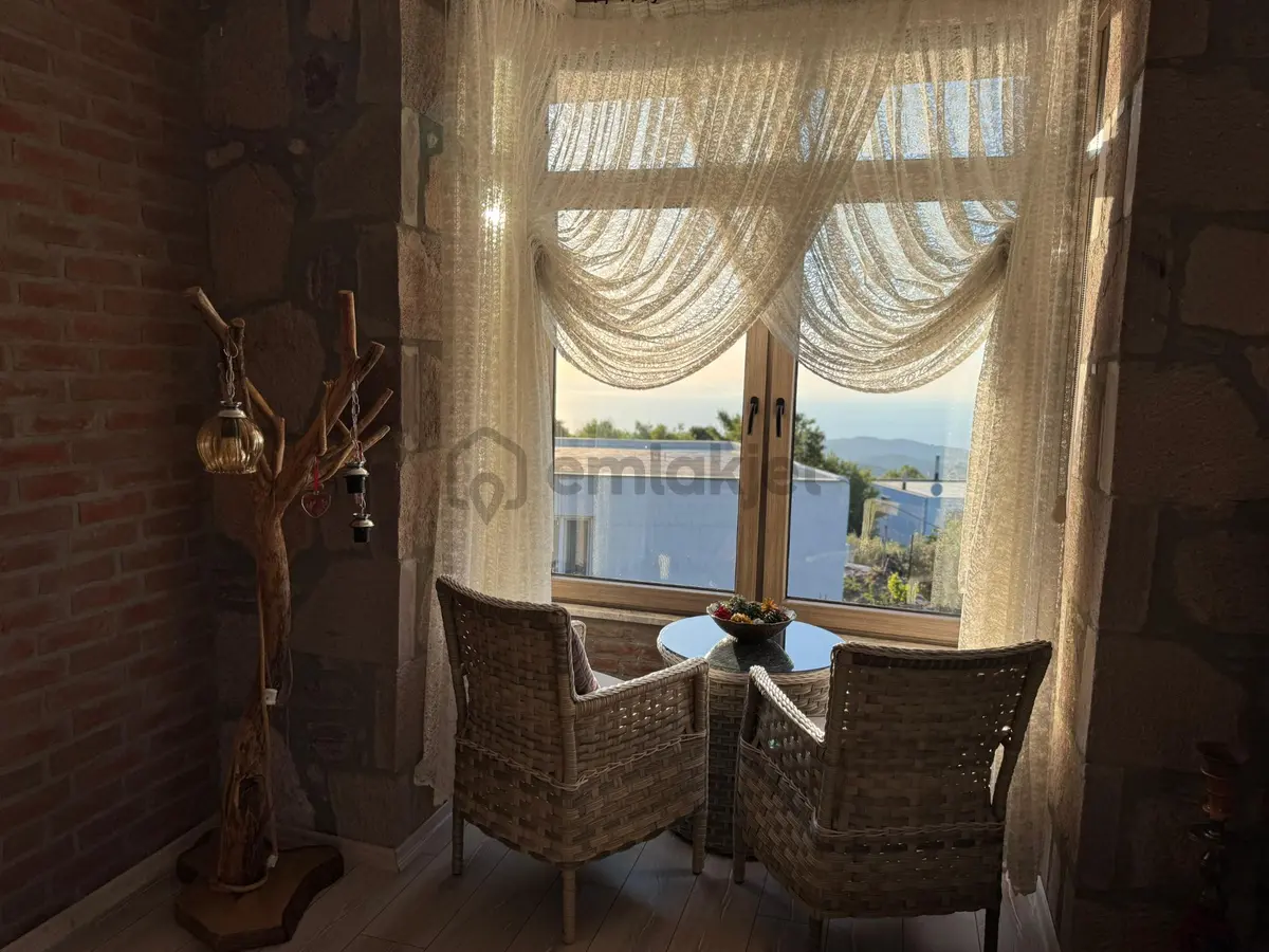 Deniz Manzaralı Havuzlu 4+1 Lüks Müstakil Taş Villa - 25