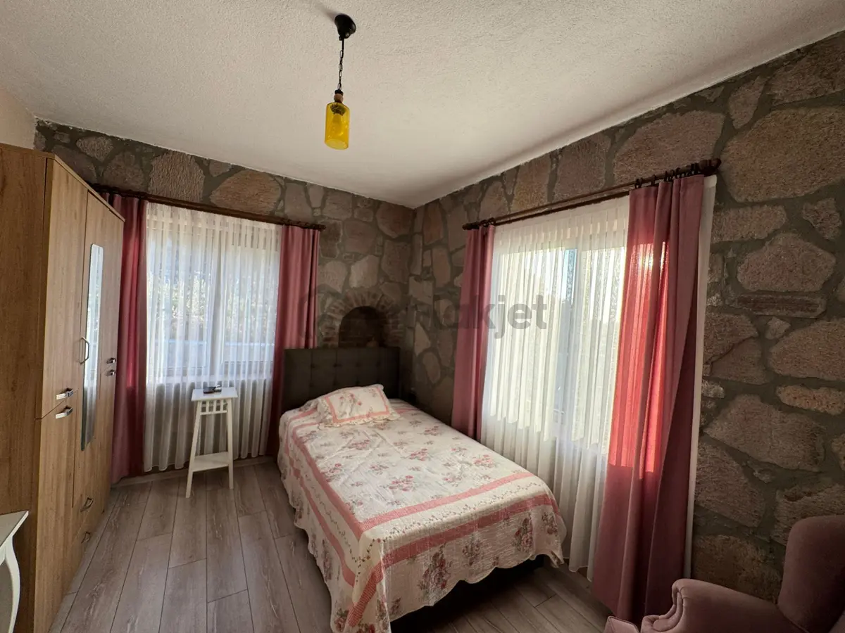 Deniz Manzaralı Havuzlu 4+1 Lüks Müstakil Taş Villa - 26