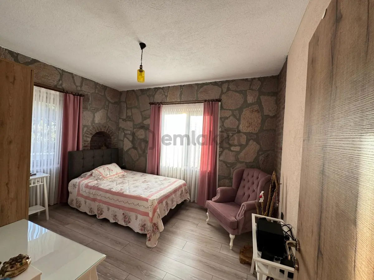 Deniz Manzaralı Havuzlu 4+1 Lüks Müstakil Taş Villa - 27