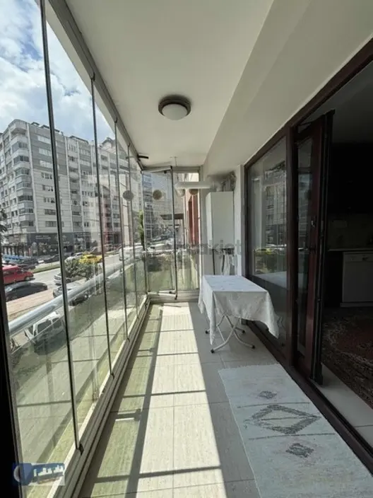 Sezer Emlaktan Konum Avantajlı Daire - 2