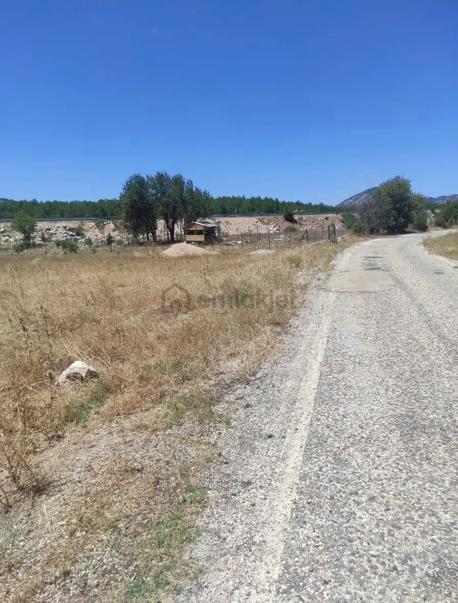 Akseki Emiraşıklarda Kaçırılmayacak Fırsat Tek Tapu Tarla - 12