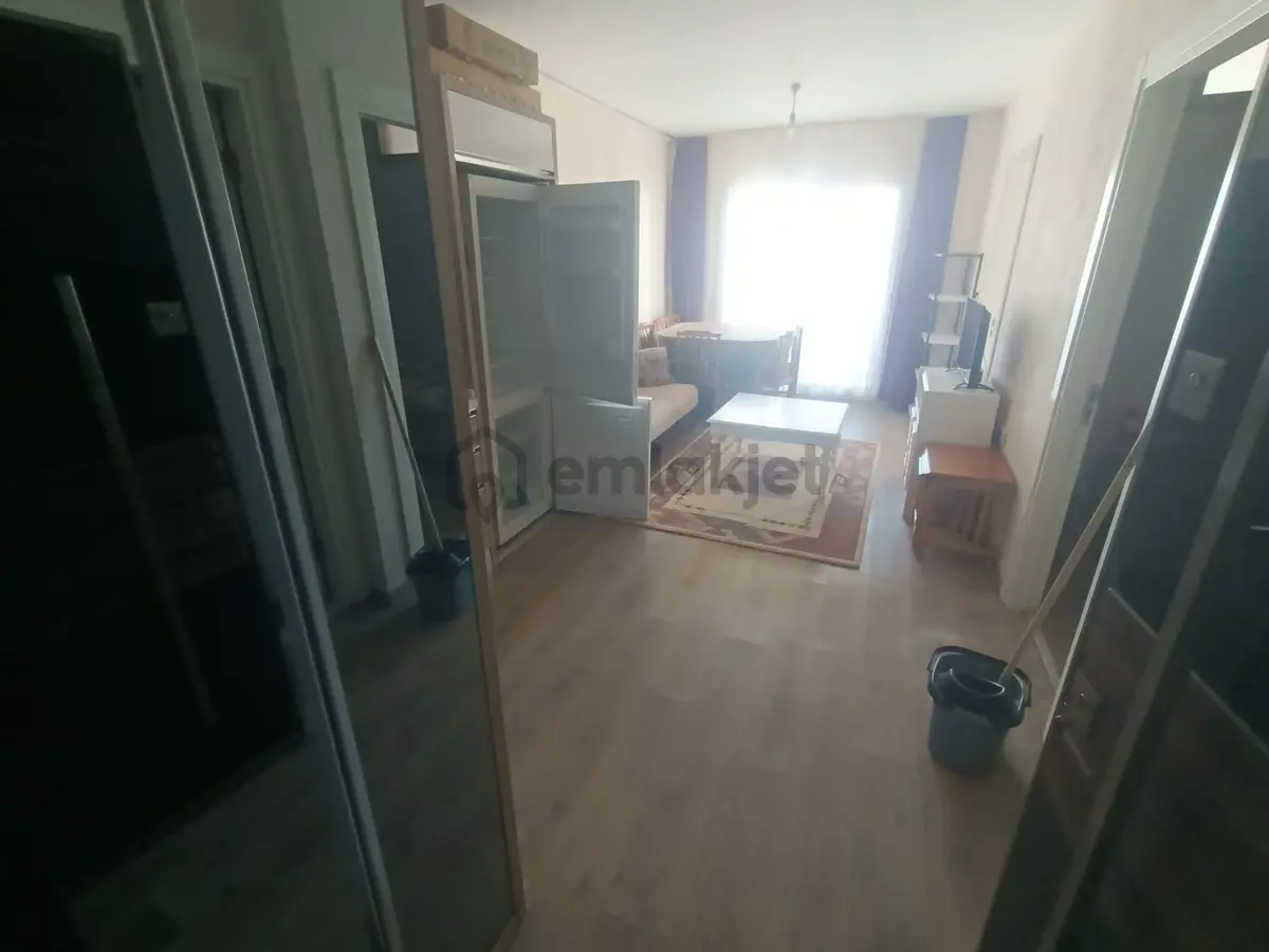 Merkezi Konumda Full Eşyalı Bakımlı Doğalgazlı 2+1 Daire - 10