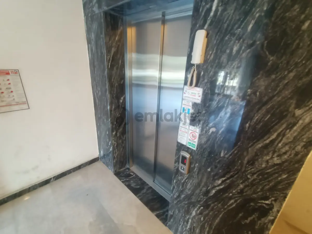 Merkezi Konumda Full Eşyalı Bakımlı Doğalgazlı 2+1 Daire - 14