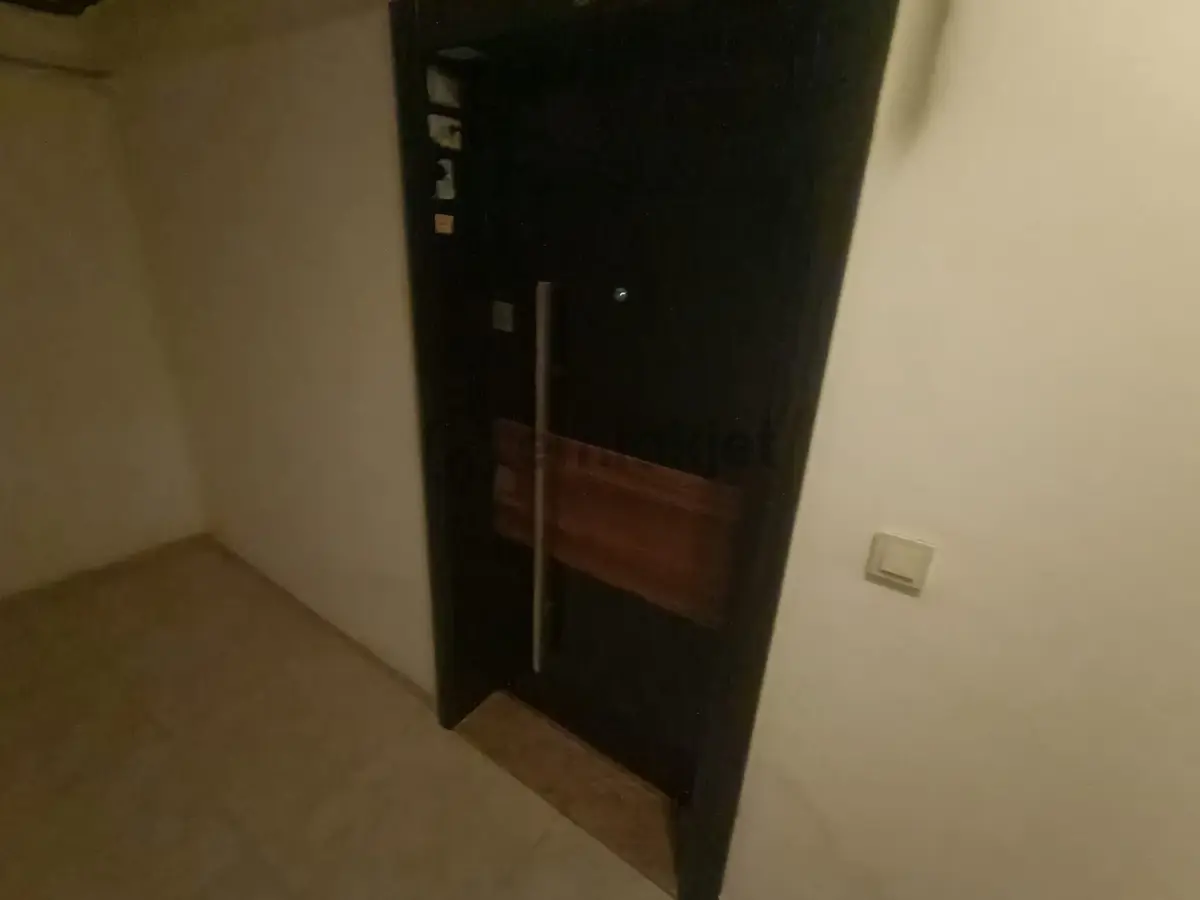 Merkezi Konumda Full Eşyalı Bakımlı Doğalgazlı 2+1 Daire - 12