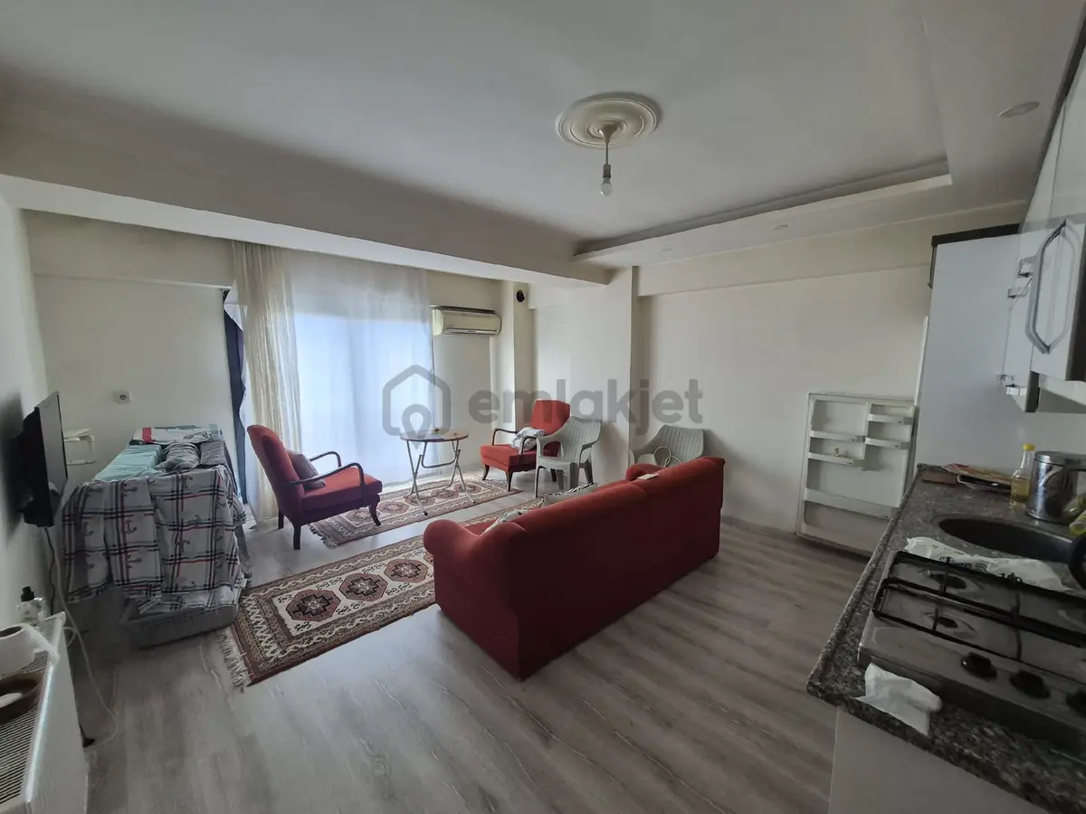 Adliyeye Yakın 1+1 Eşyalı Daire - 3
