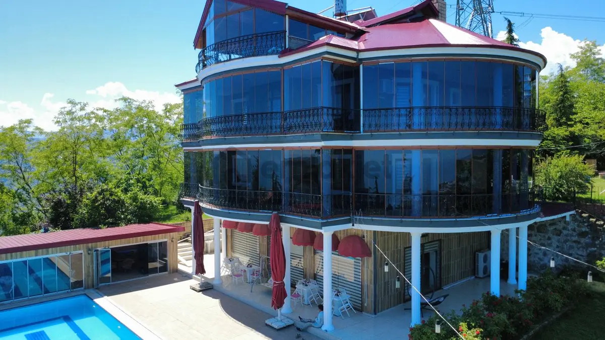 Trabzon'da Satılık Havuzlu Villa - 33