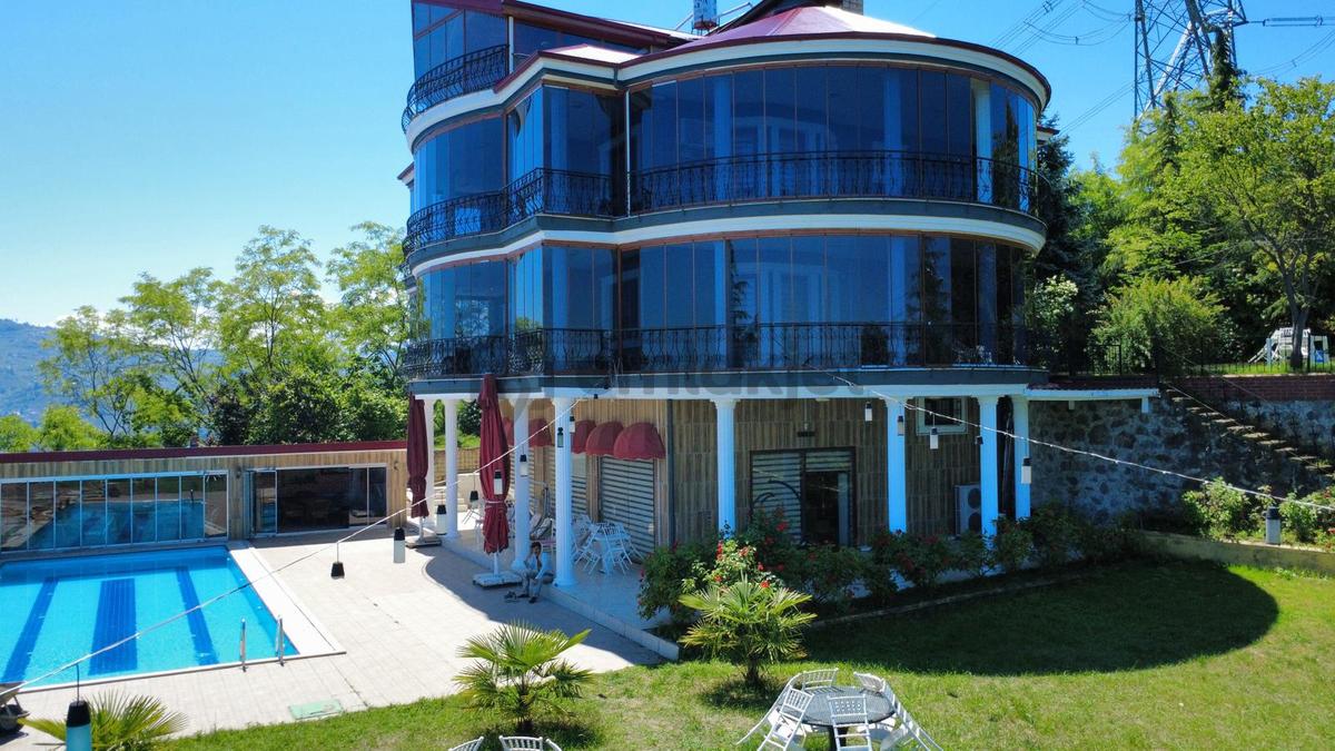 Trabzon'da Satılık Havuzlu Villa - 30