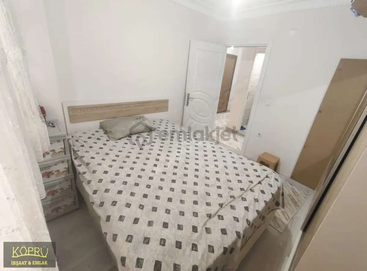 Köprü Emlaktan Gazi Mh. 8 Yaşında 2+1 Satılık Yüksek Giriş Daire - 6