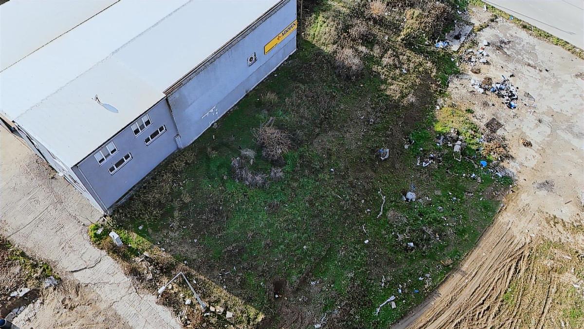 Profasor *dan Geçit *te Sanayi İmarlı 519m2 Arsa - 7