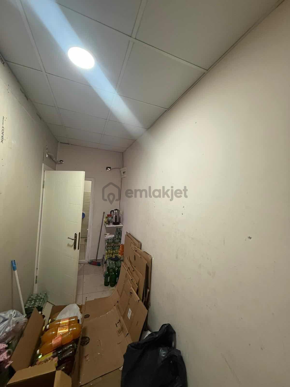 Merve Beyoğlu Gayrimenkul'den Teyyaredüzü Devren Büfe - 8