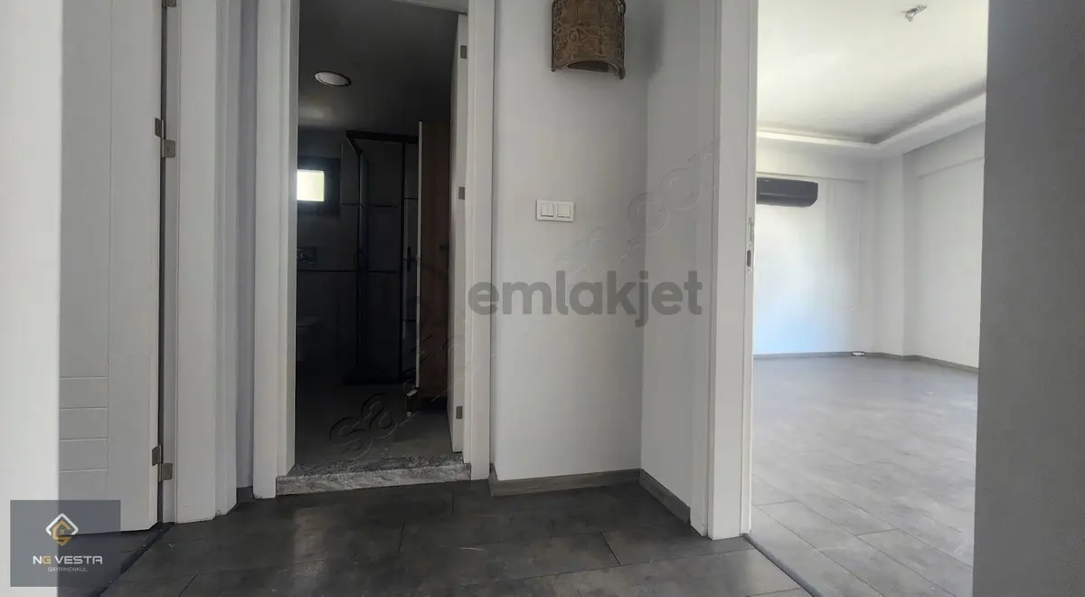 Deniz Manzaralı Bahçeli 4+1 Kiralık Villa - 12