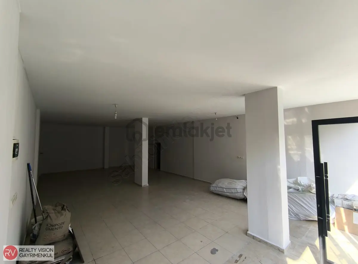 Ataşehir Ferhatpaşa Mh.'de Düz Giriş Dükkan, - 14
