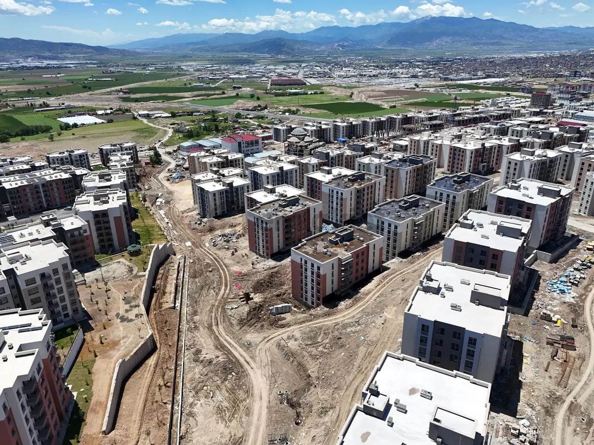Güneşevler'de Mükemmel Konumda Ara Kat Satılık 3+1 Daire - 5