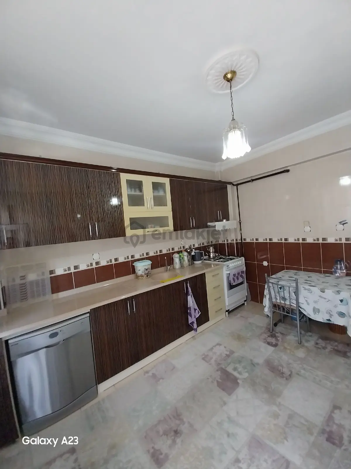 Karaaslanda Satlık 3+1 155 M2 Geniş - 8