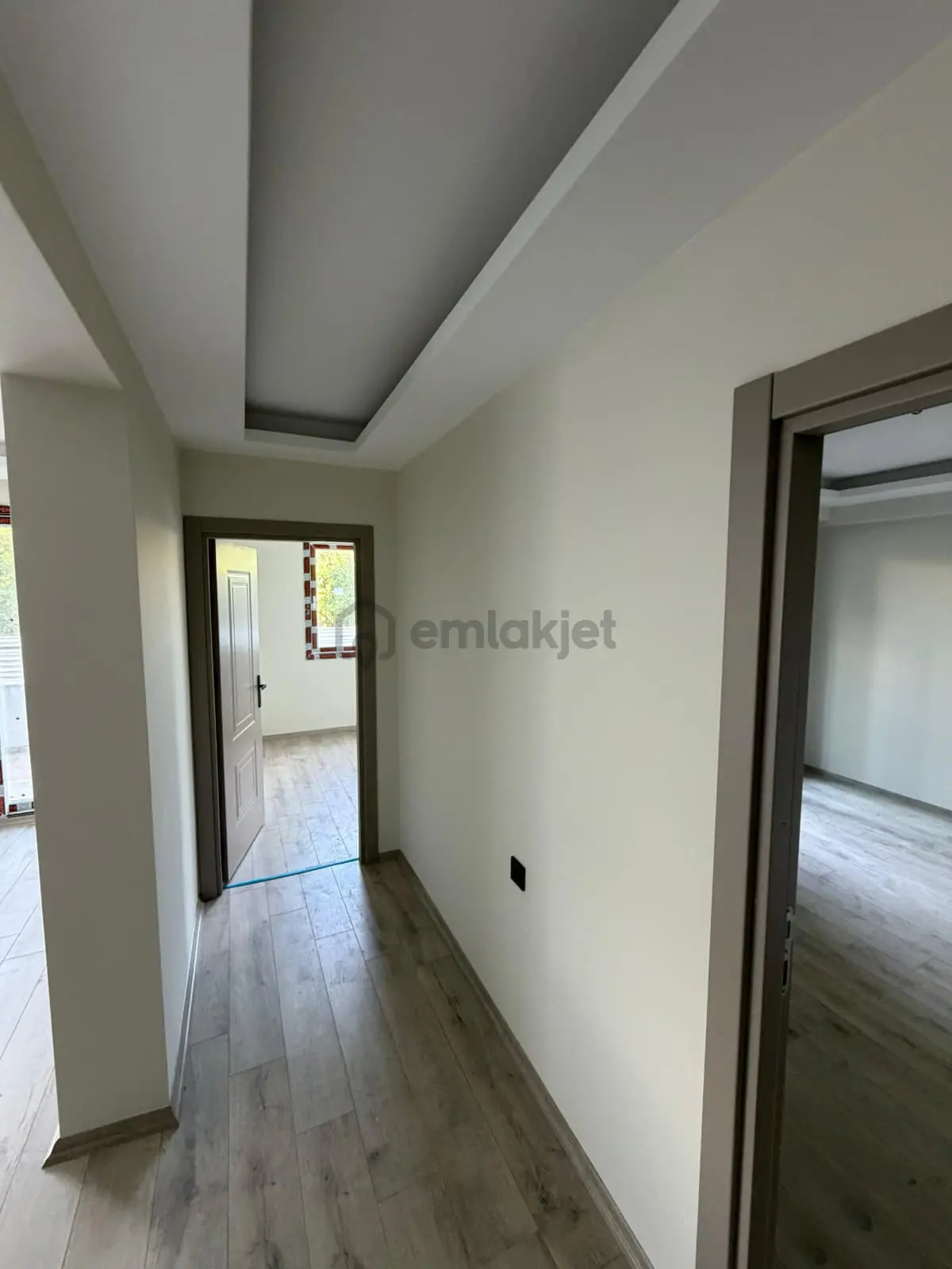 Erdemli Koyuncuda Satılık 2+1 Fırsat Daire - 7