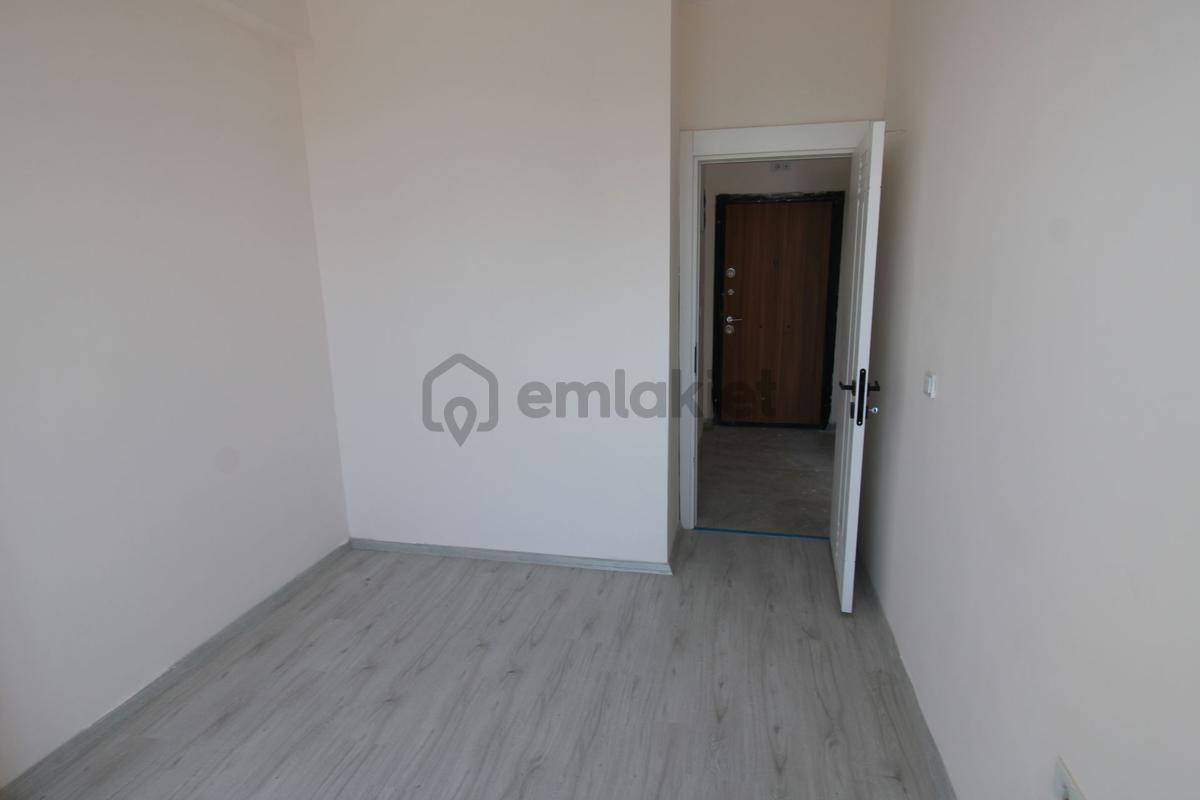 Mezitli Çeşmelide 1+1 Kiralık Daire - 17