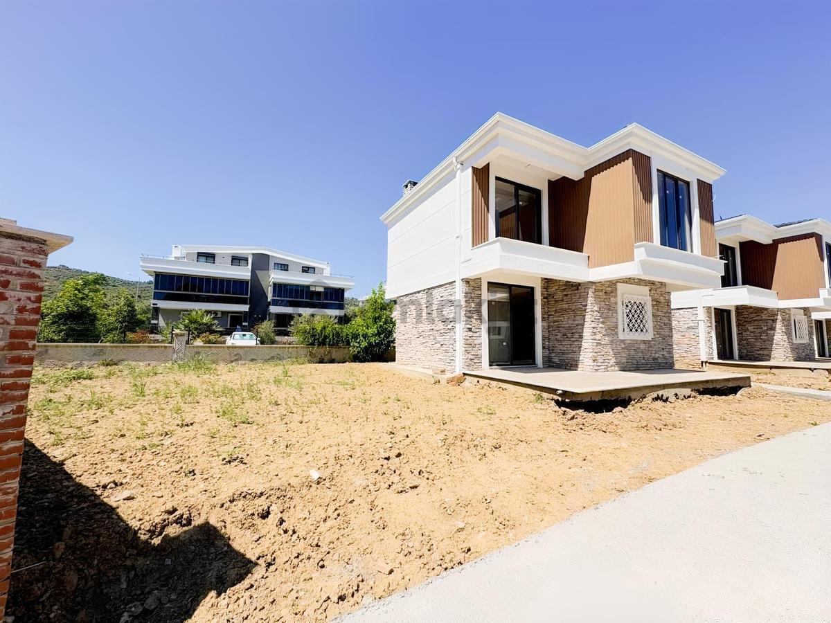Avcı'dan Assos Denize 200 Mt Havuzlu Müstakil Villa - 11