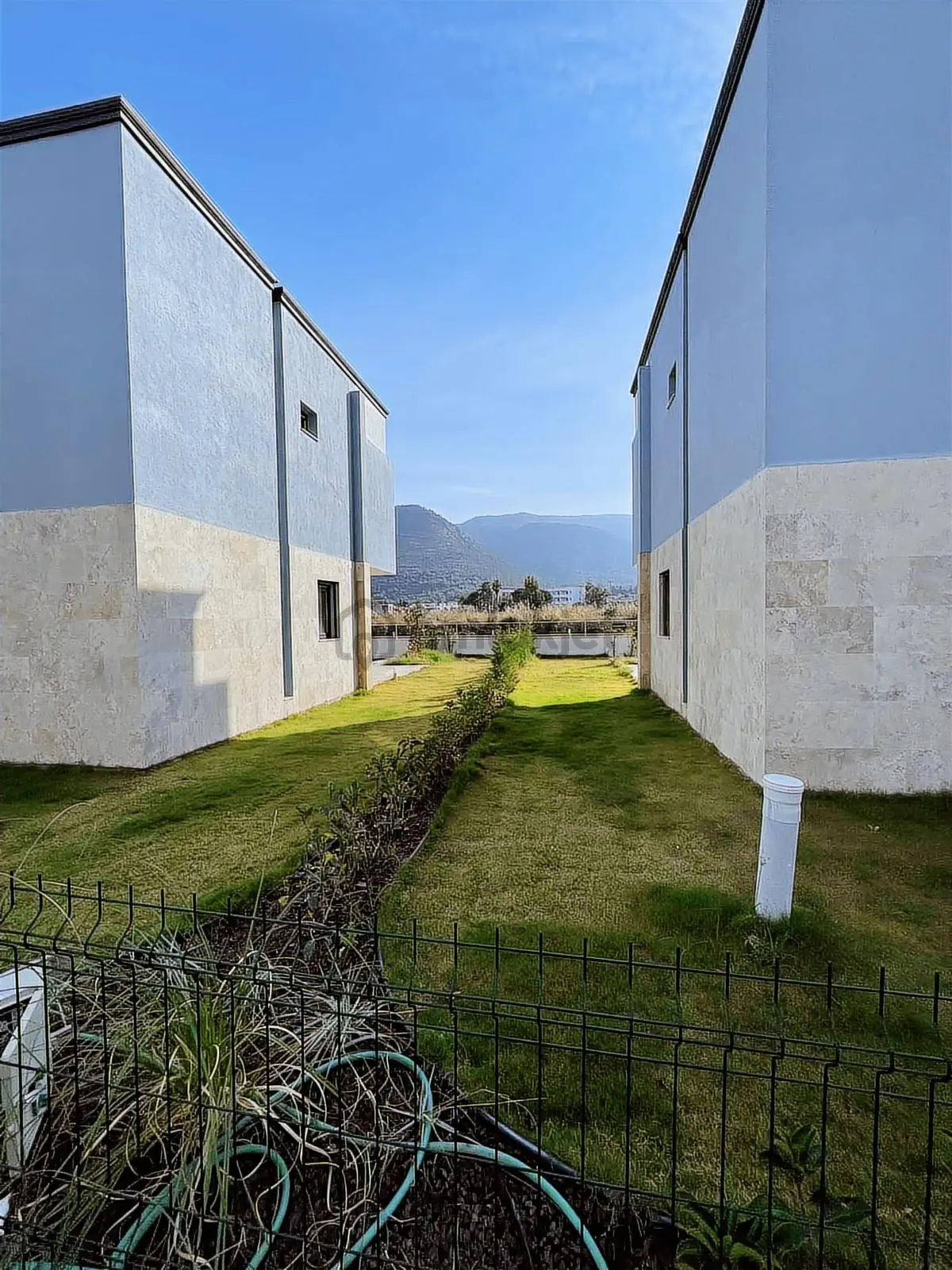 Kuşadasında Denize 300 Mt Özel Havuzlu Villa - 27