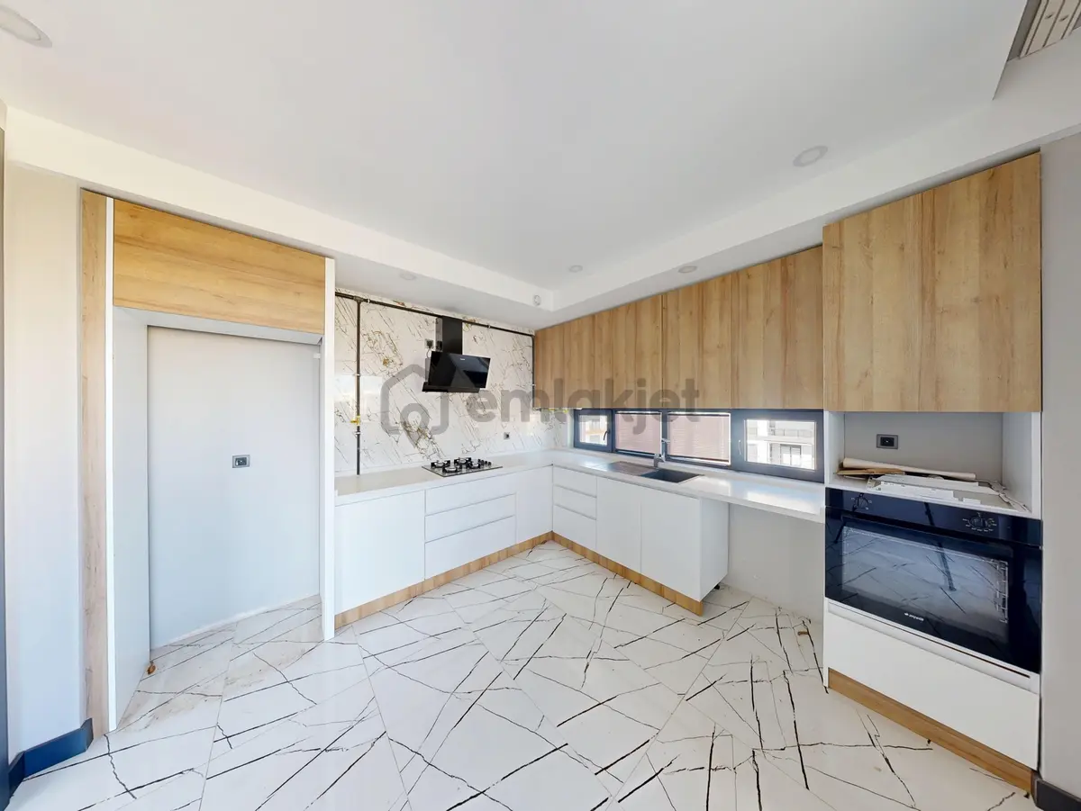 Şehir & Deniz & Park Manzaralı | Smart Home | Site İçinde 3+1 - 12